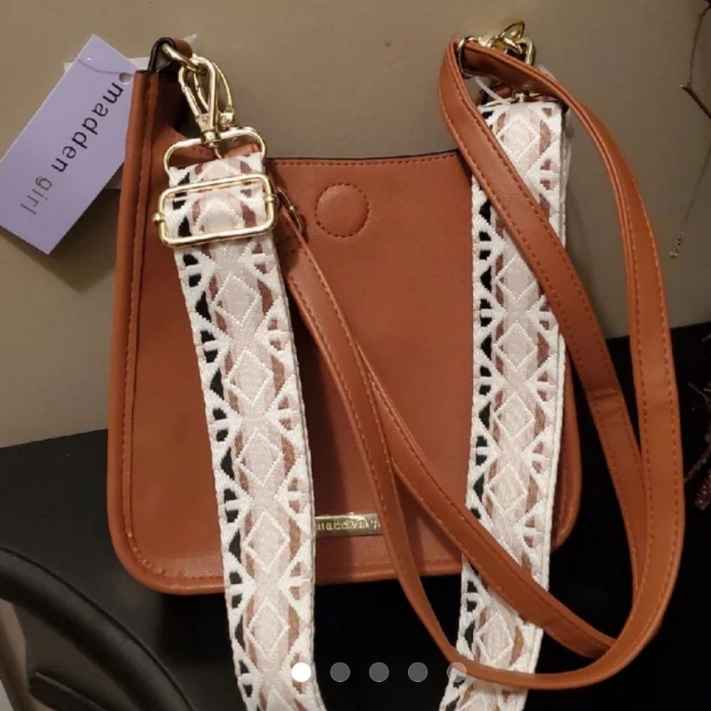Shoulder/Crossbody